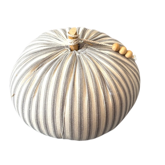 Mud Pie Striped Gray and Cream Pumpkins - Picture 2 of 3